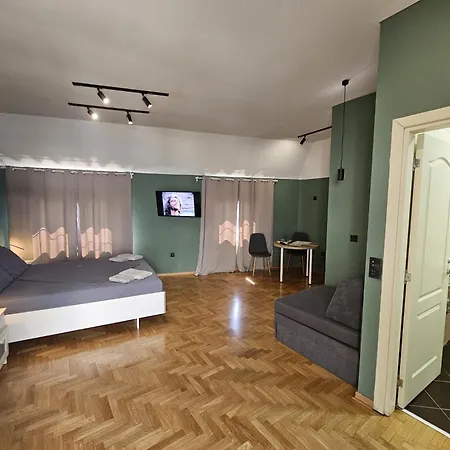 Apartment Aleksei